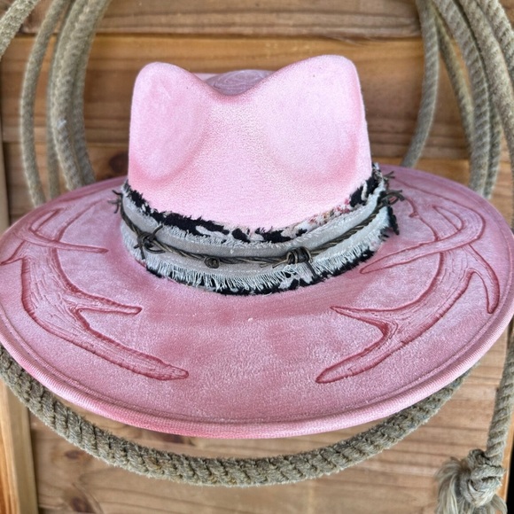 Breast cancer awareness hat save the racks - Picture 2 of 4
